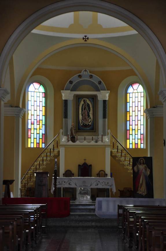 Interior da Igreja de Guadalupe, em Granada, na Nicarágua